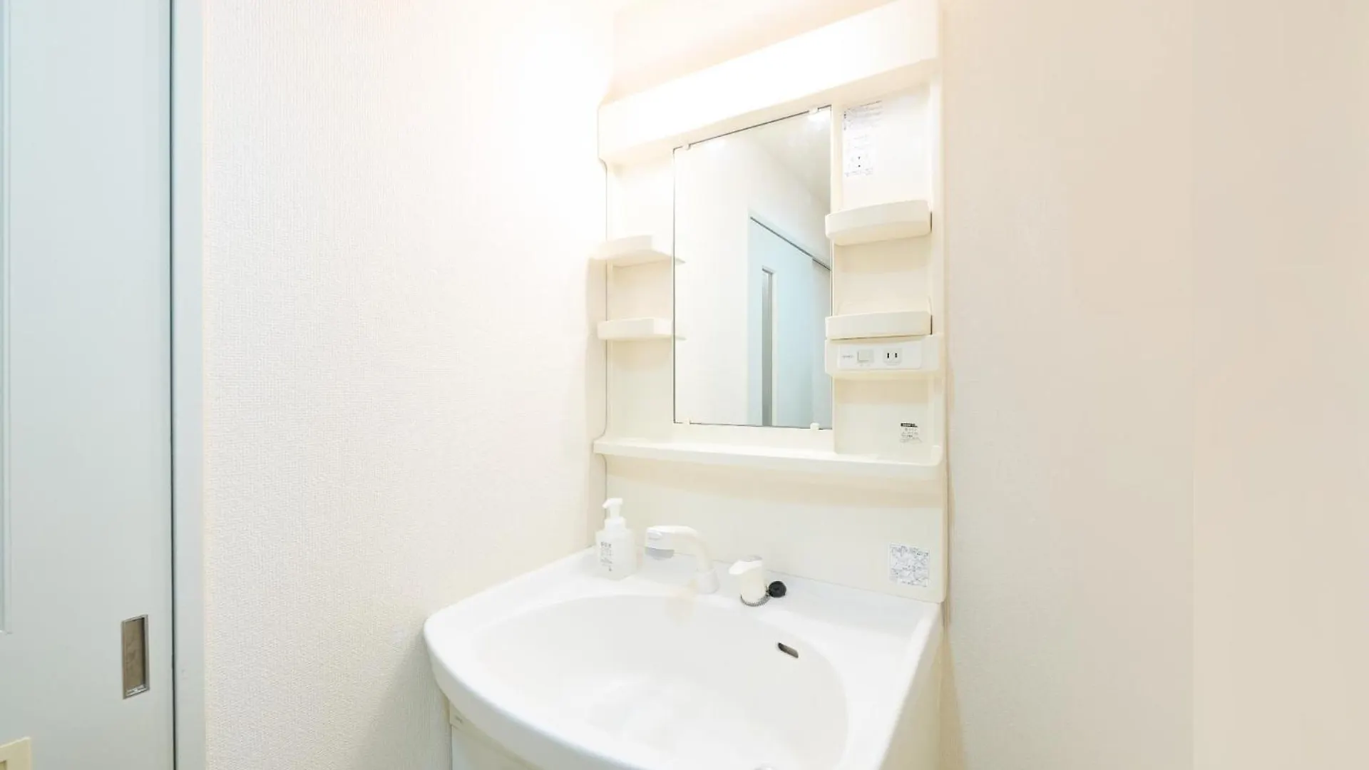 Residence Hotel Kabuto - Vacation Stay 63185V Sapporo 0*,